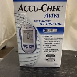 Accu-chek Aviva . New 