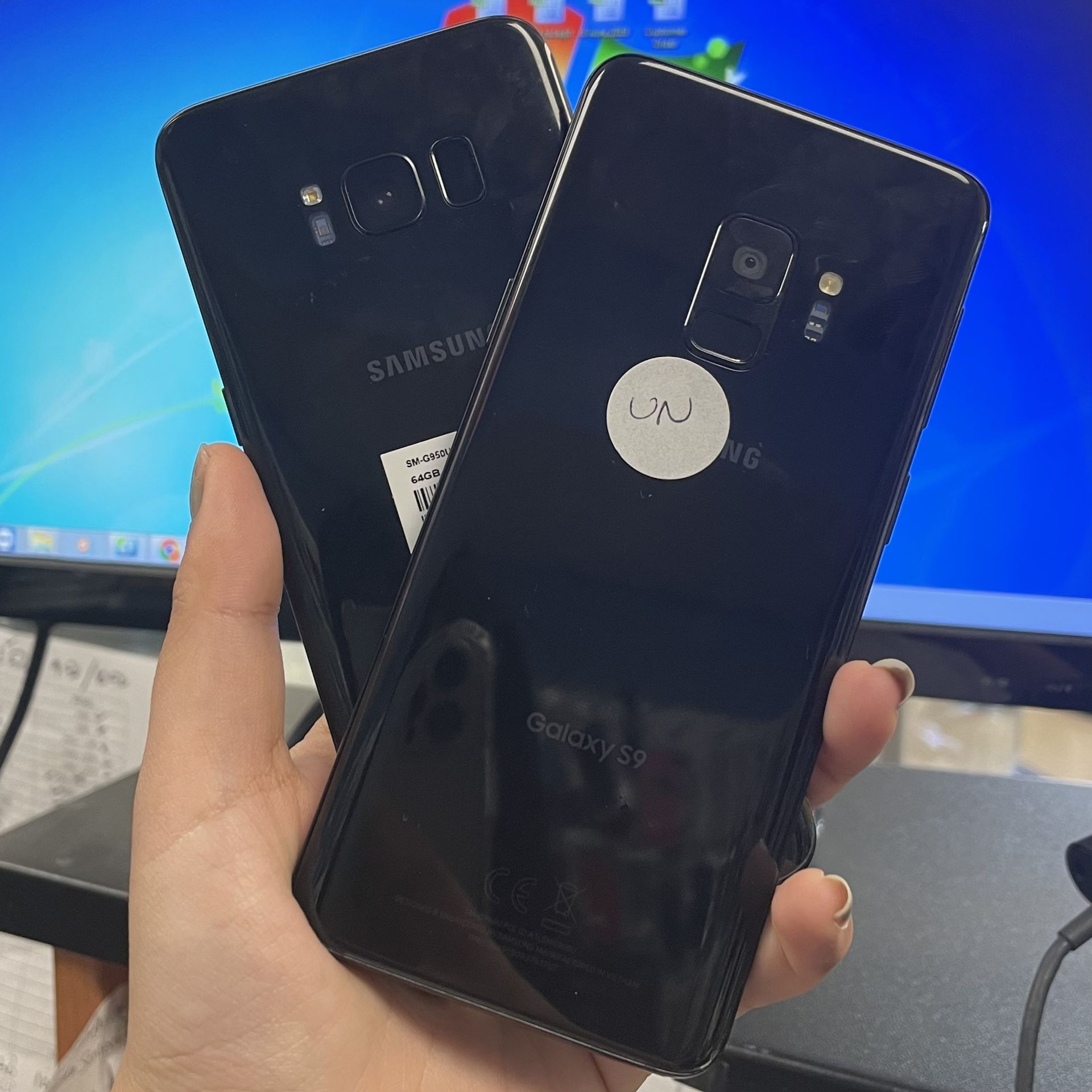 Samsung Galaxy S9 | Unlocked | Comes with store warranty| Free Cable & Charger | Unlocked | Comes with store warranty| Free Cable & Charger