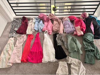 Girls clothes lot