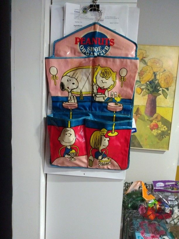 Vtg Peanuts Childs Shoe Organizer