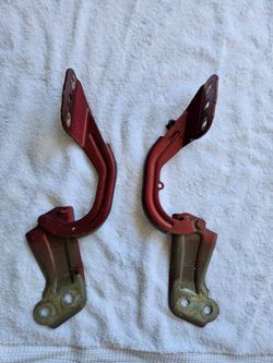 2013-2018 ford focus hood hinges