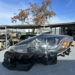 2010 Mazda Cx9 Left Headlight 
