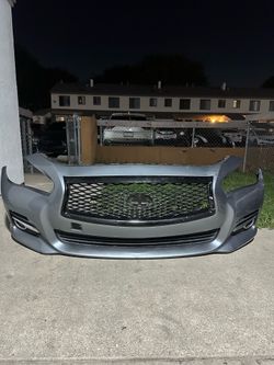 Q50 bumper with front camera