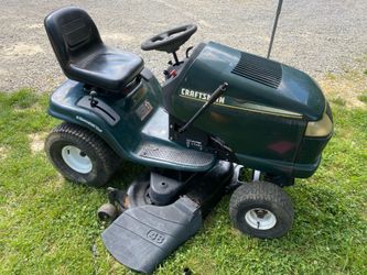 Craftsman garden tractor runs great 48” cut