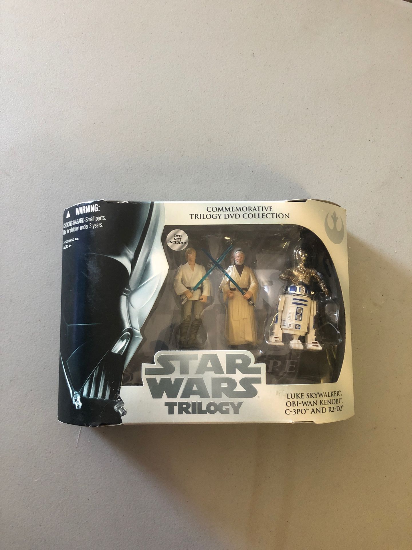 Star Wars Trilogy Commemorative w/4 action figs