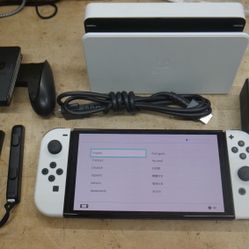 NINTENDO SWITCH HEC-001 COMPLTE SYSTEM 883634-4