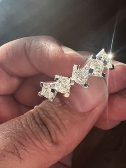 14k White Gold And 1.65ct Natural Diamond Ring