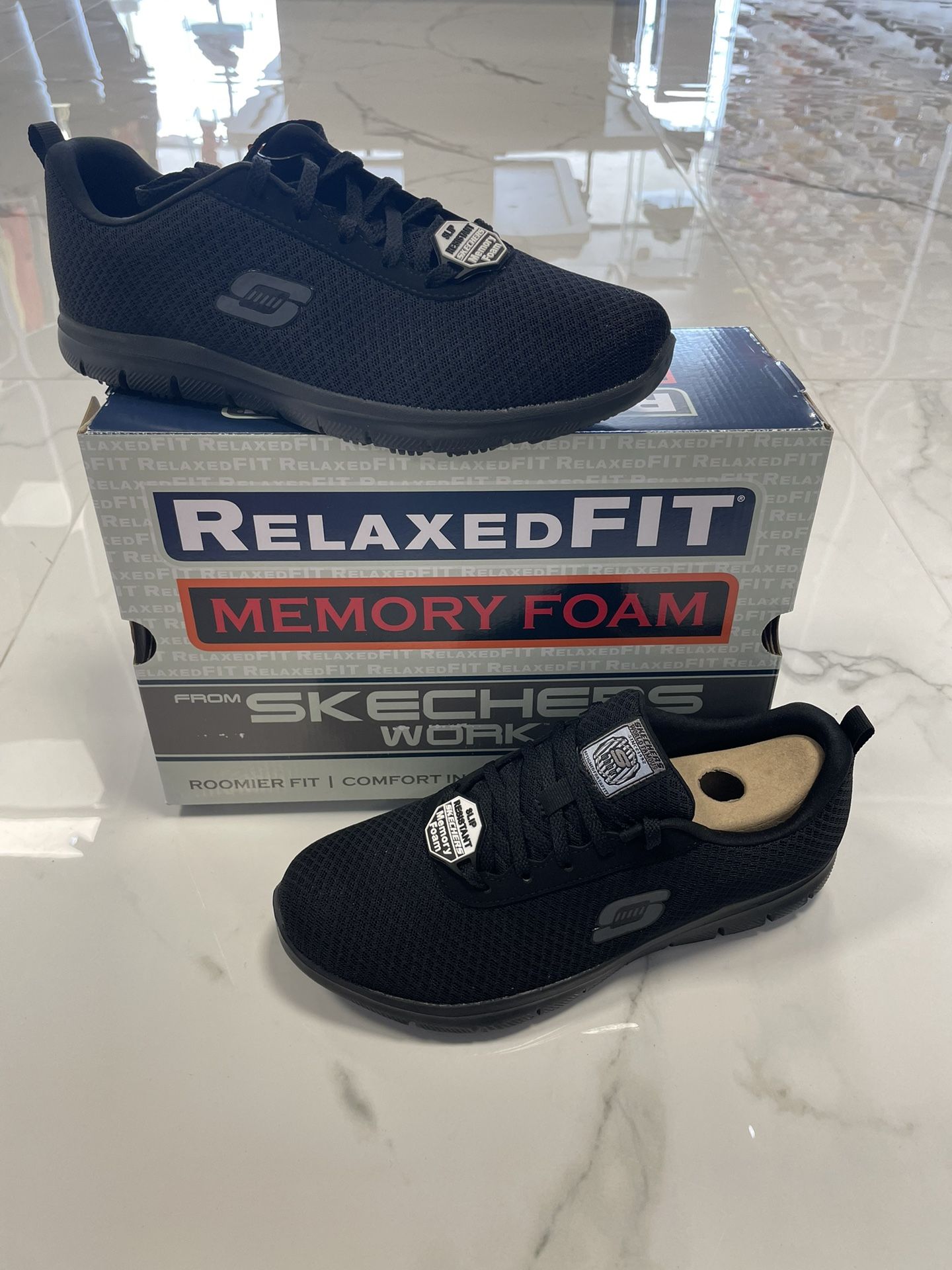 Women Non Slip Sketchers Black