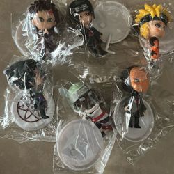 Six piece of Naruto little action figures