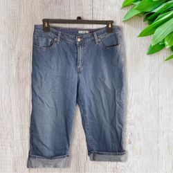 Levi’s Cuffed Blue Jean Capris Wm 16