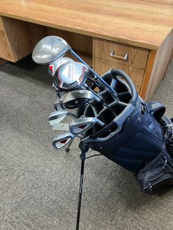 Callaway Strata Golf Clubs Set