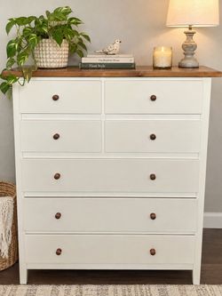 Chest of drawers/dresser