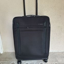 Samsonite Silhouette 17 Carry On Spinner 21”