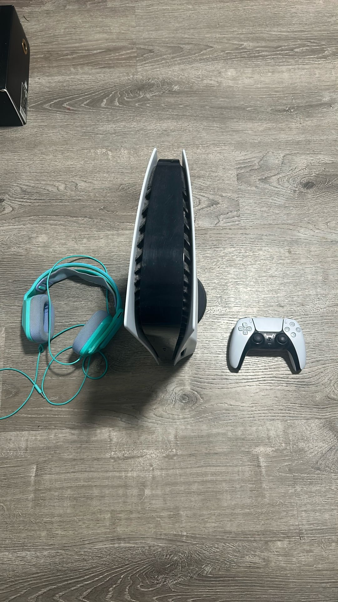 Playstation 5 (with headphones)