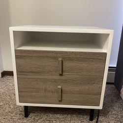 Safavieh Kefton White/Light Storage End Table