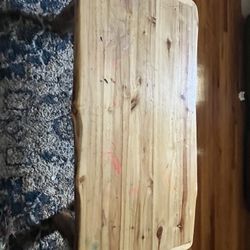 Wood Coffee Table Great Condition 