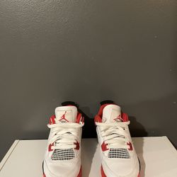Air Jordan 4 Retro Fire Red