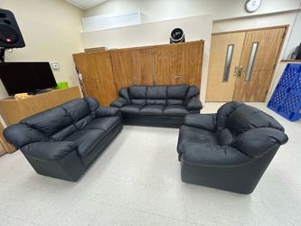 Full set couch for $200