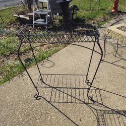 Prices firm.. beautiful wrought iron plant stand
