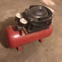 5 Gal Air Compressor