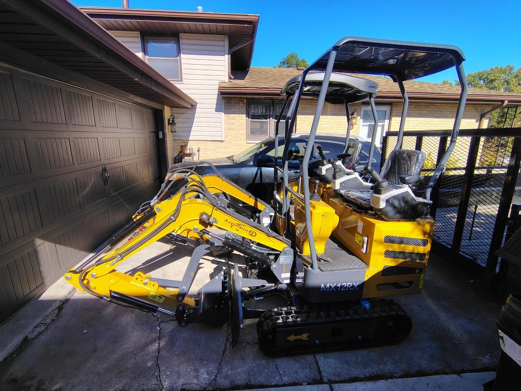 New 2025 Mini Excavator 1 Ton