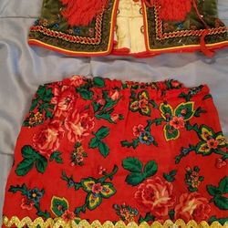 Traditional polish dancing costume (for young girl,)