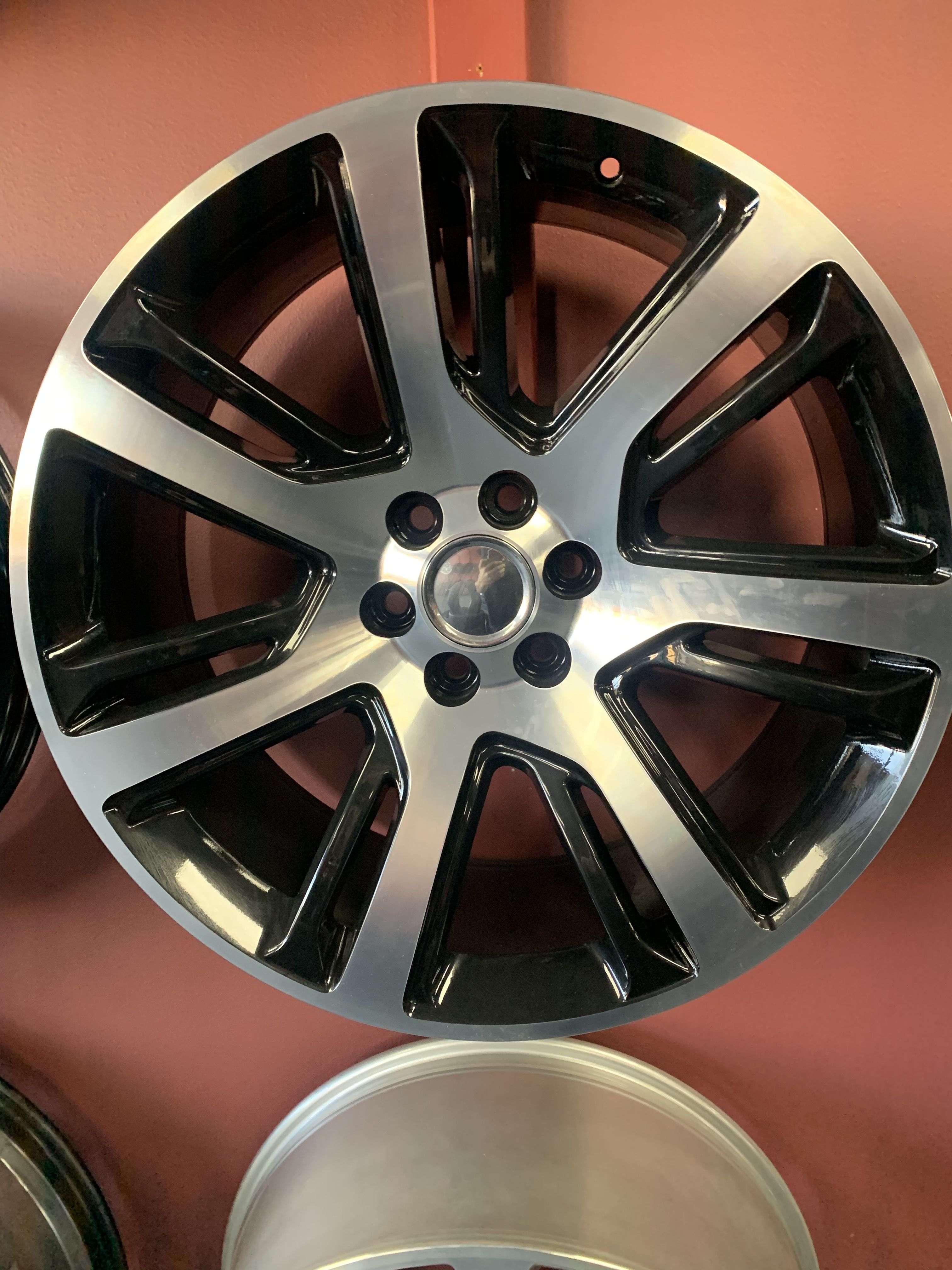 Chevy, GMC, Escalade Replica Wheels 1W4ZL