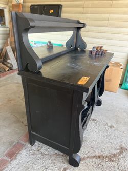 Cottage style buffet