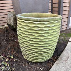 18” Ceramic Planter Pot