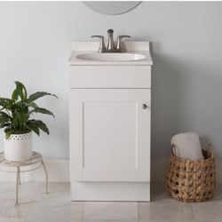 Project Source 18-in White Single Sink Bathroom Vanity with White Cultured Marble Top