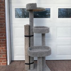 Large Cat Tree / Cat Tower w Scratching Post – 59” Tall – Excellent Condition + Free Cat Accessories