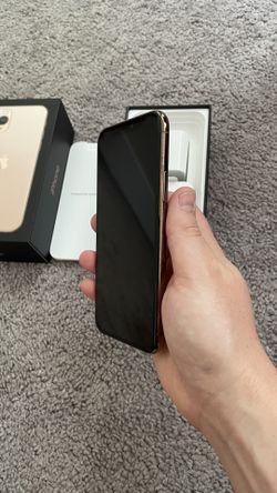 iPhone 11 Pro 256GB unlocked w/ accessories