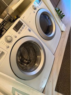 Washer dryer set as is $200