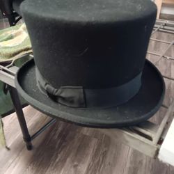 Connor Top Hat