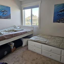 Trundle Bed With 2 Twin Mattresses