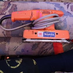 Maquita Finishing Sander 