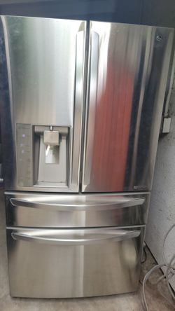 LG COUNTER DEPTH REFRIGERATOR WORKS GREAT EXCEPT WATER CAN DELIVER