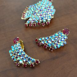 Vintage Brooch With Matching Clip On Earrings