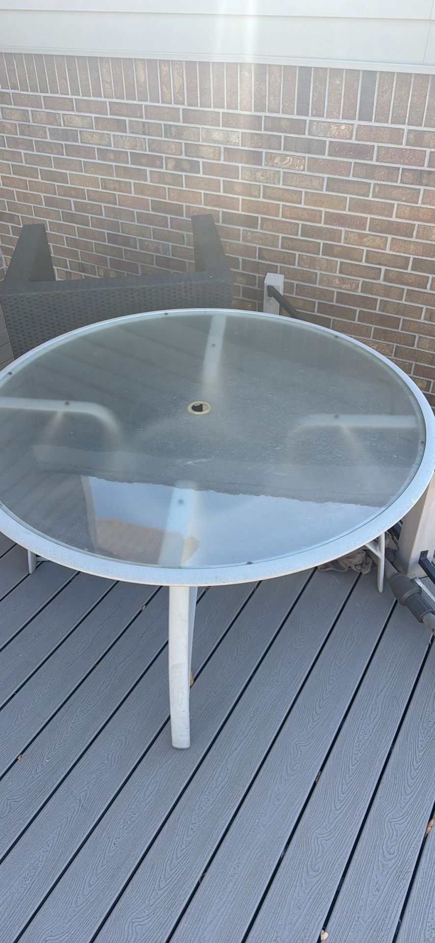 Patio table & Umbrella & Chairs