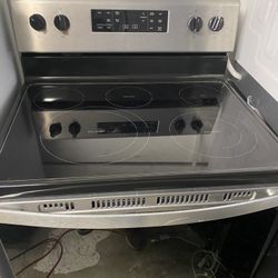 Stove Electric Whirlpool 