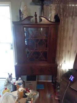 Wood Hutch