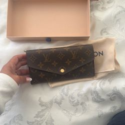 Louis Vuitton Alma Wallet