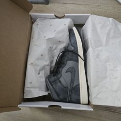 Jordan's 1 Mid SE