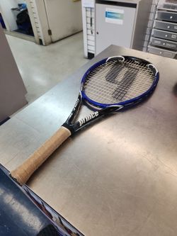 Tennis racket