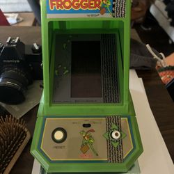 Coleco Frogger Game