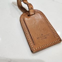 Louis Vuitton Leather Luggage Tag