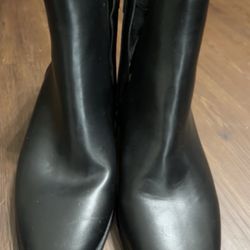 Ann Taylor Black And Suede Bootie