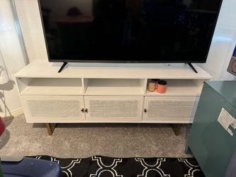 White Tv Stand