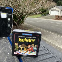 Twister Game Brand New Never Used Birthday Party Home Get Togethers Party For Adults and Kids Board Games 