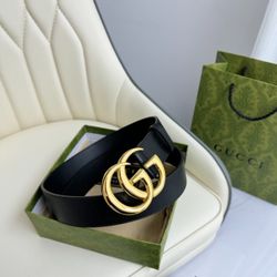 Gucci Black Belt with Gold GG Buckle
